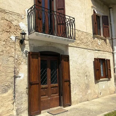 Ammoglja Calascio